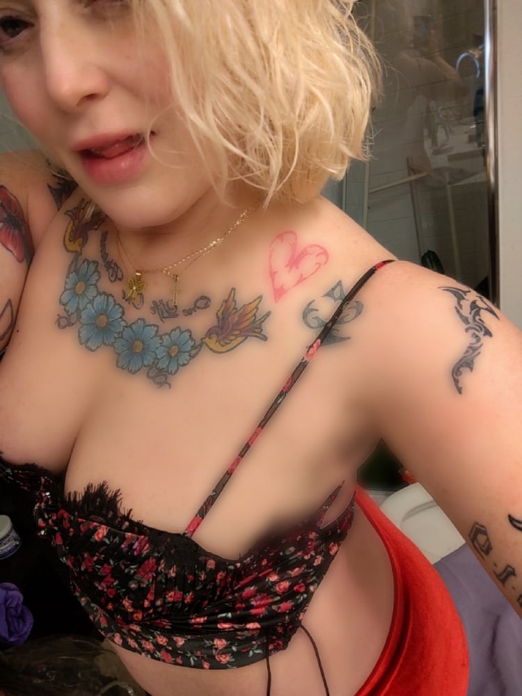 Holly Dae