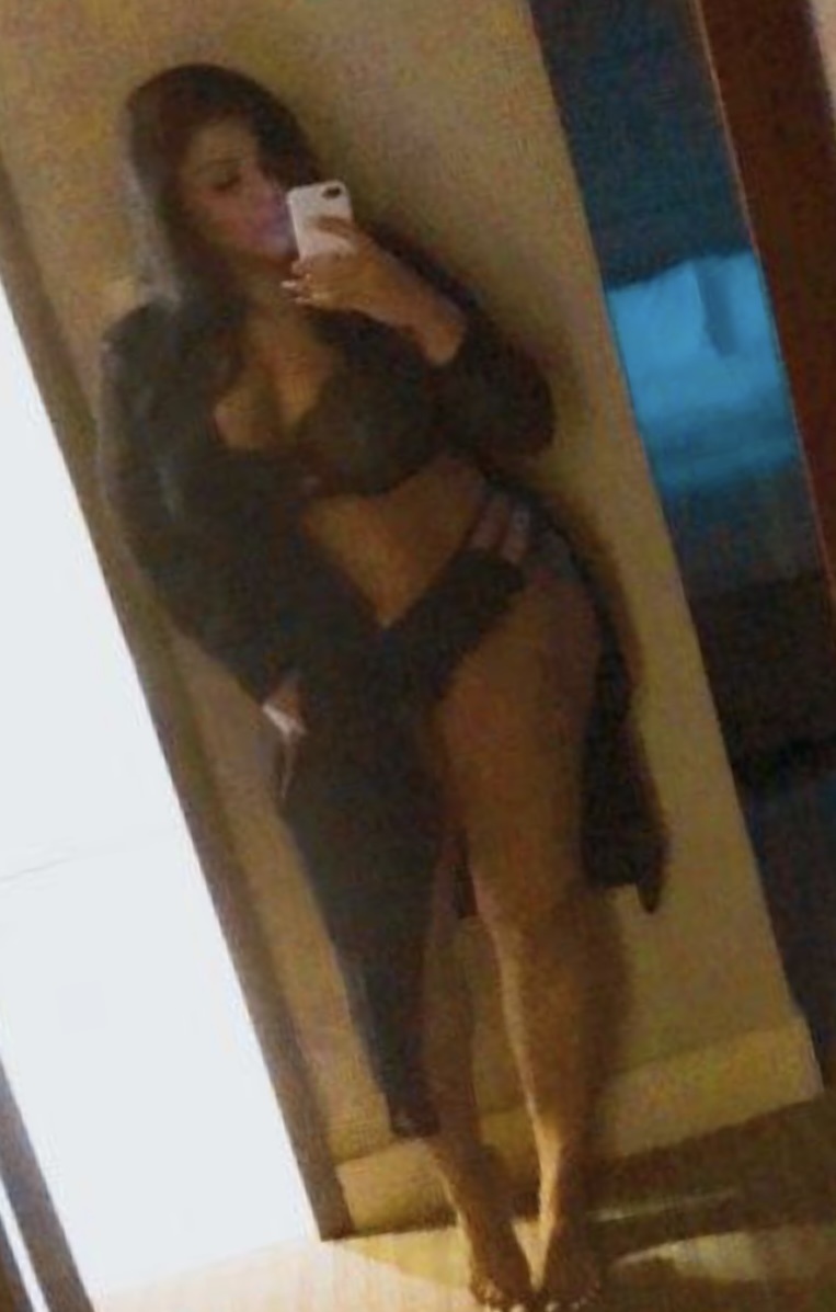 Voluptuous Vee