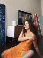 Escort Rose Bee Gold