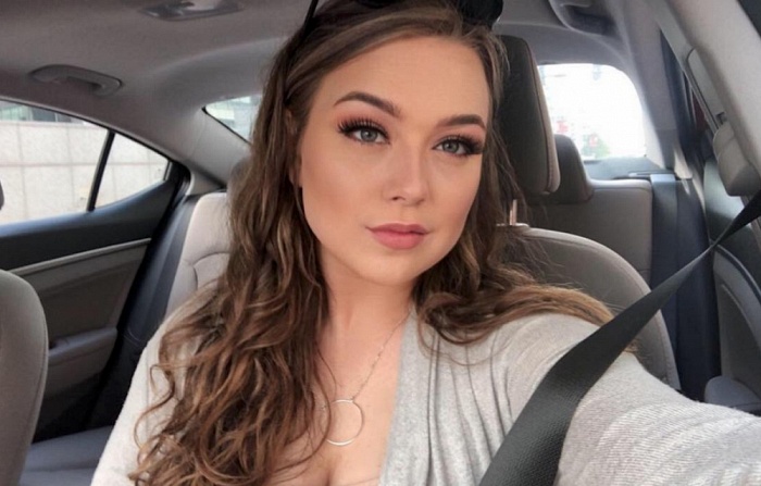 Alaina Fox