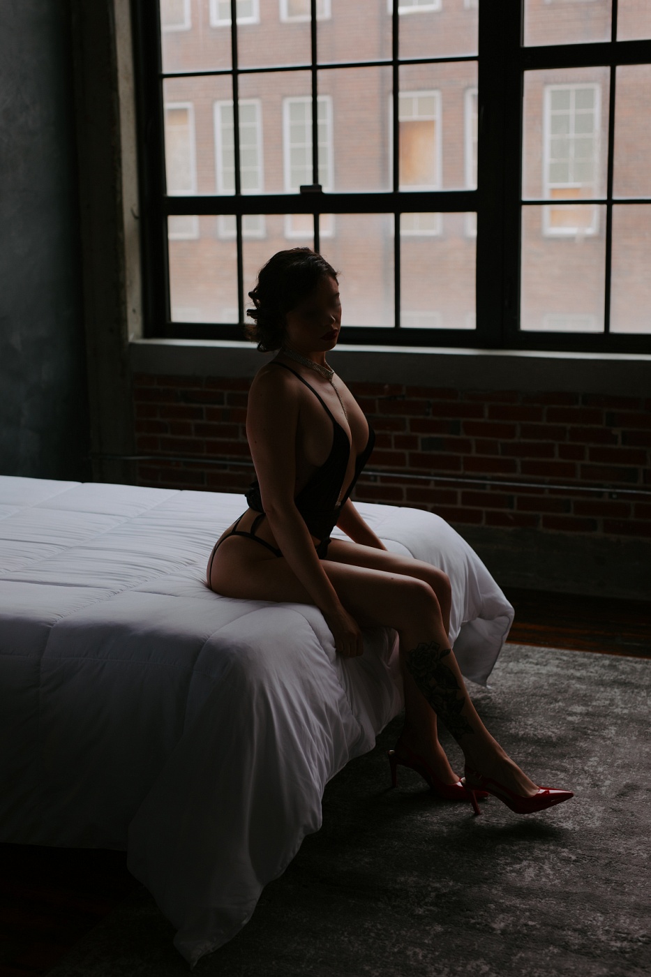 Vivienne Harlow