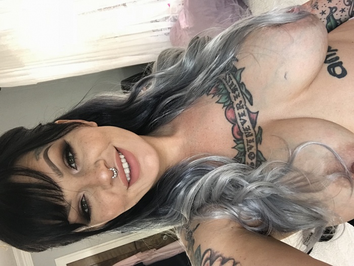 Lola Luscious