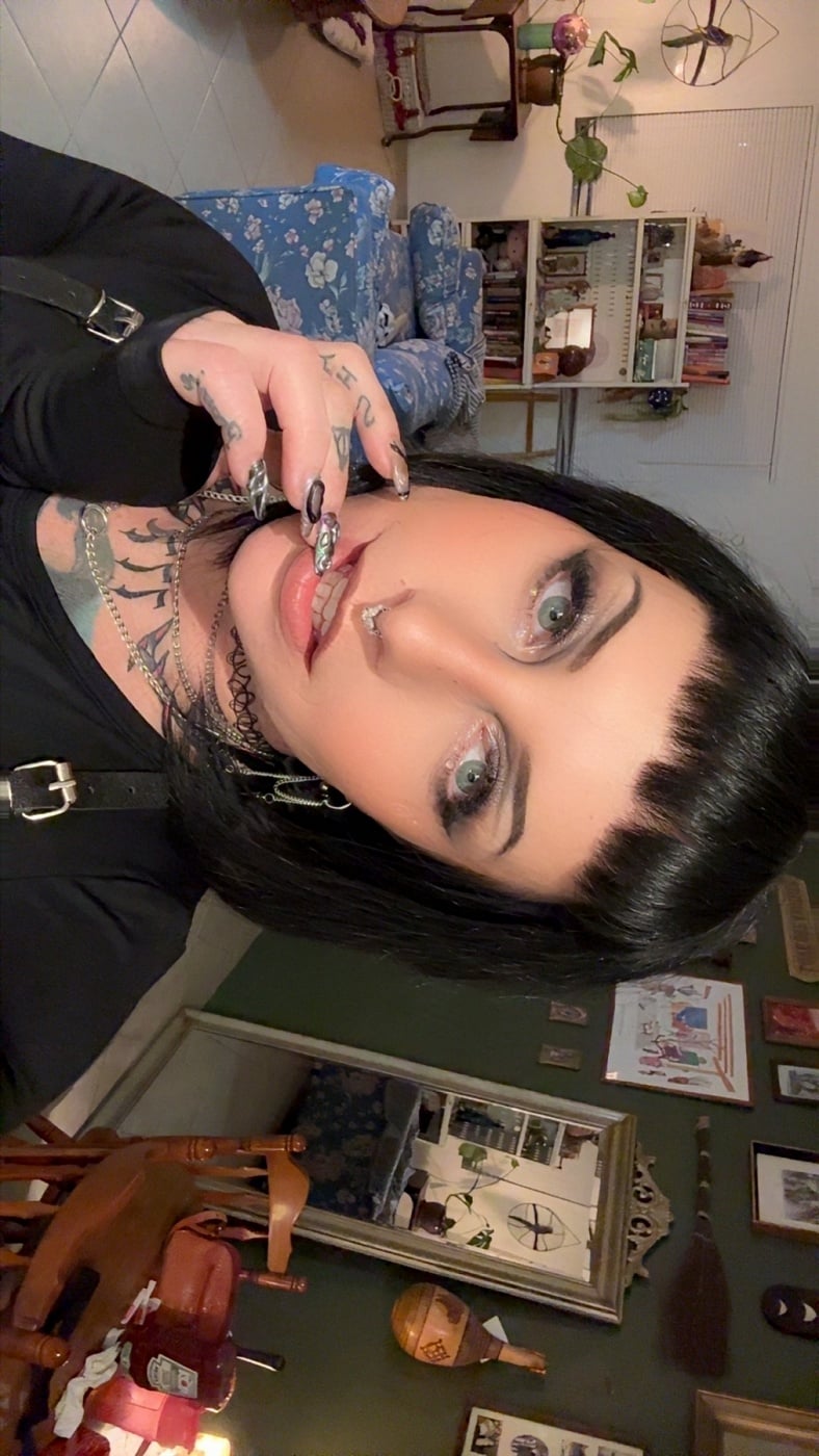 Macy Bites