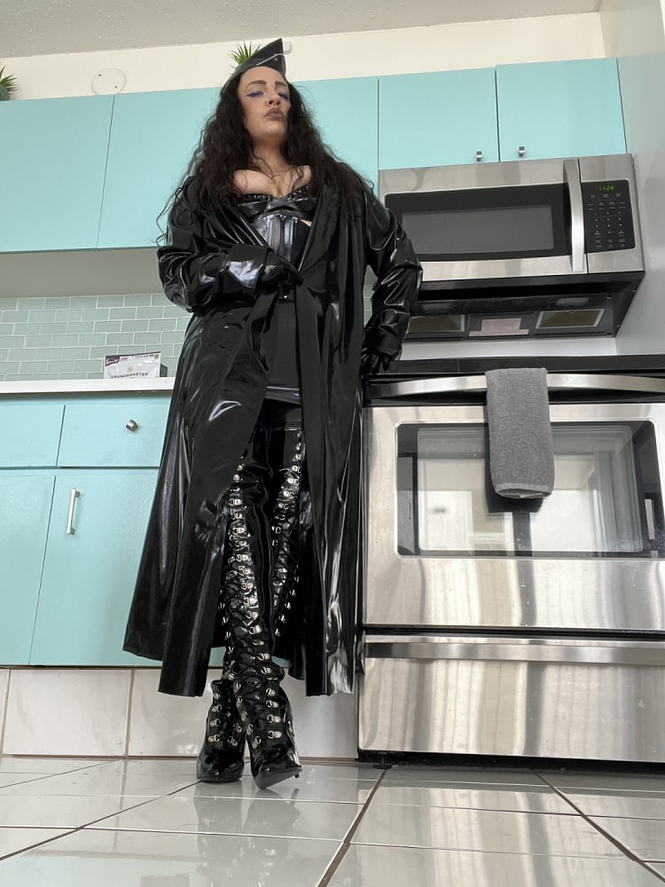 Rubber Goddess Serenity Smith