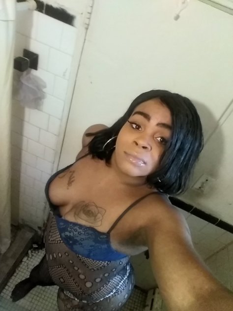 Ts Alexis banks