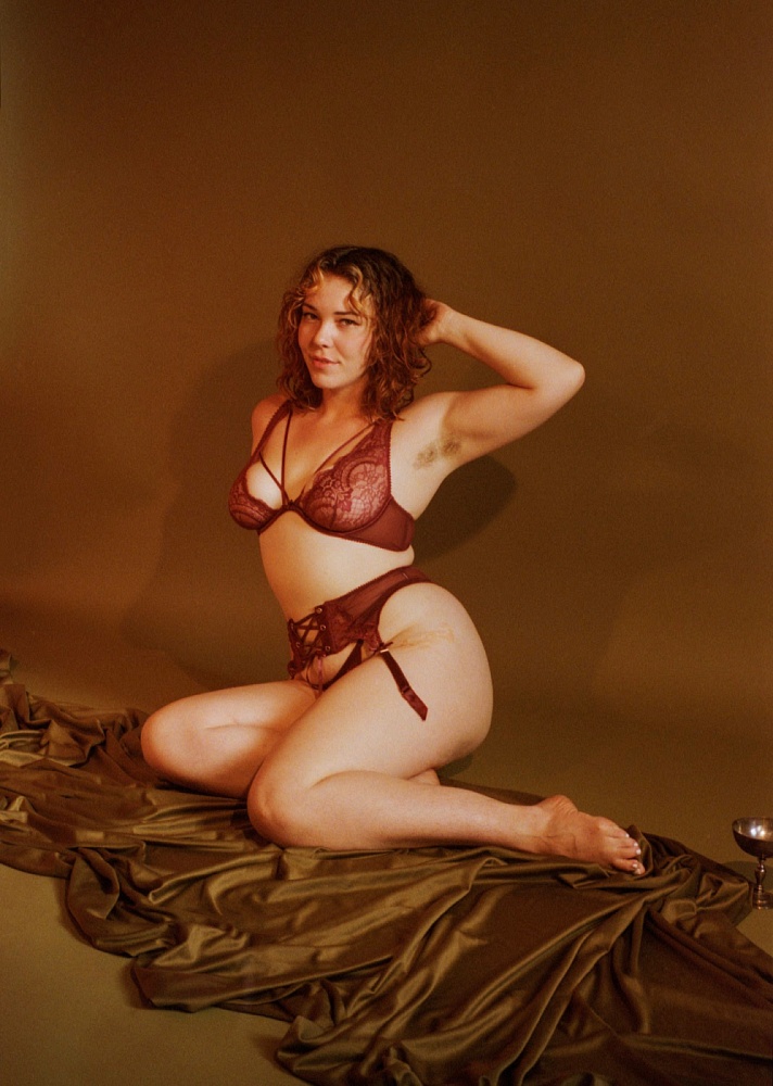 Nicolette Page