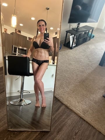 Fit Lady Airport Area