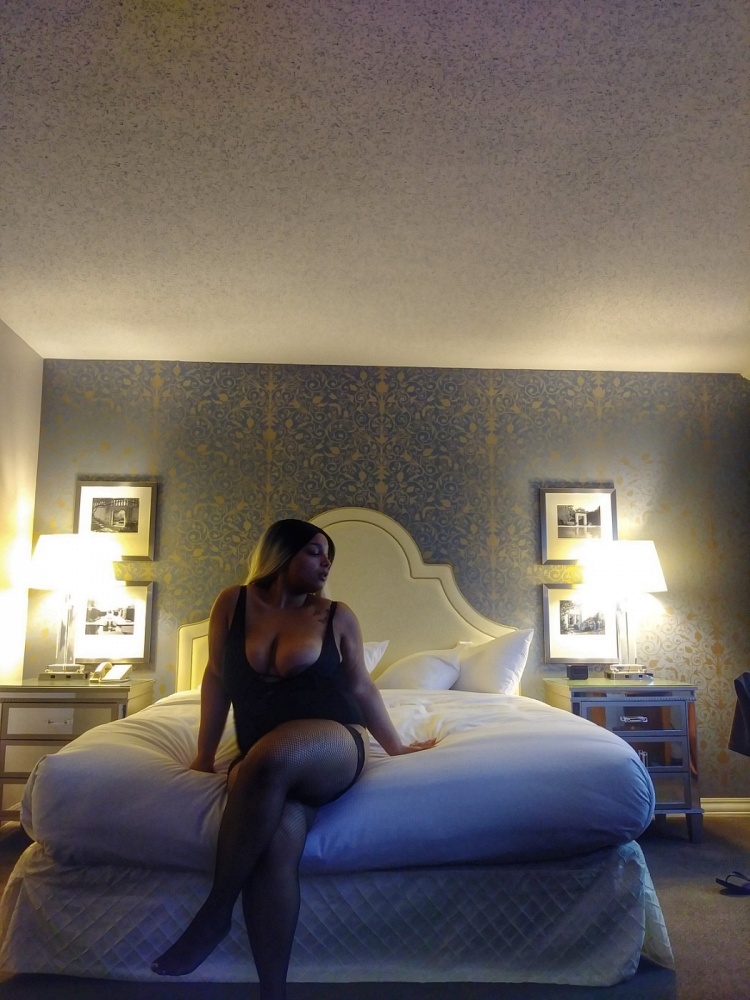 Nuru Goddess