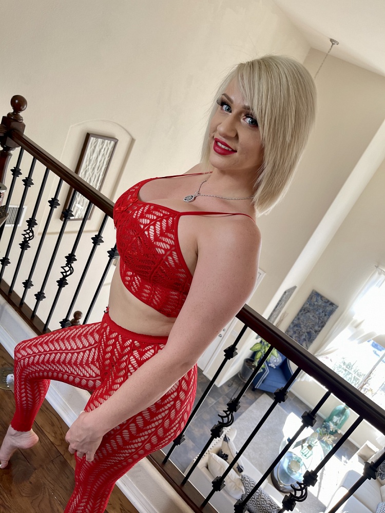 Demi