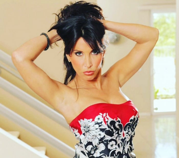 Lezley Zen