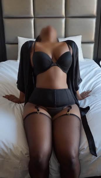Ria Monet