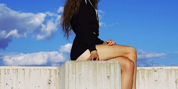 Zara Hadid’s Cover Photo