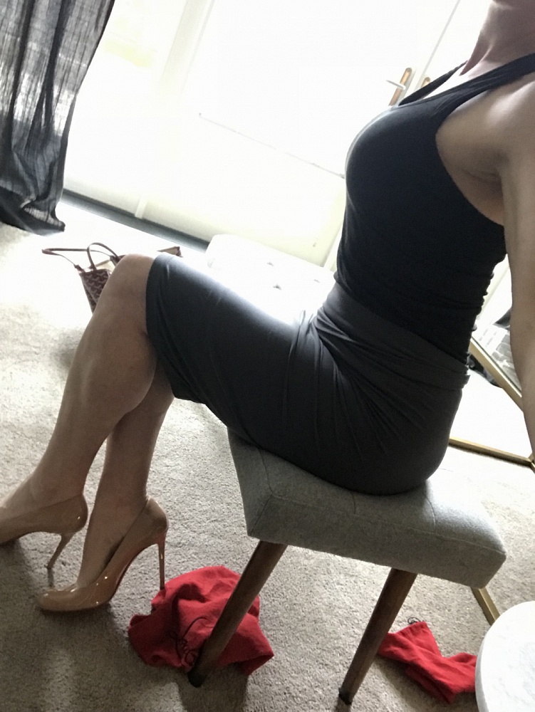 Andrea Next Door