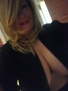 Knockout Busty BlondeDDD in DC