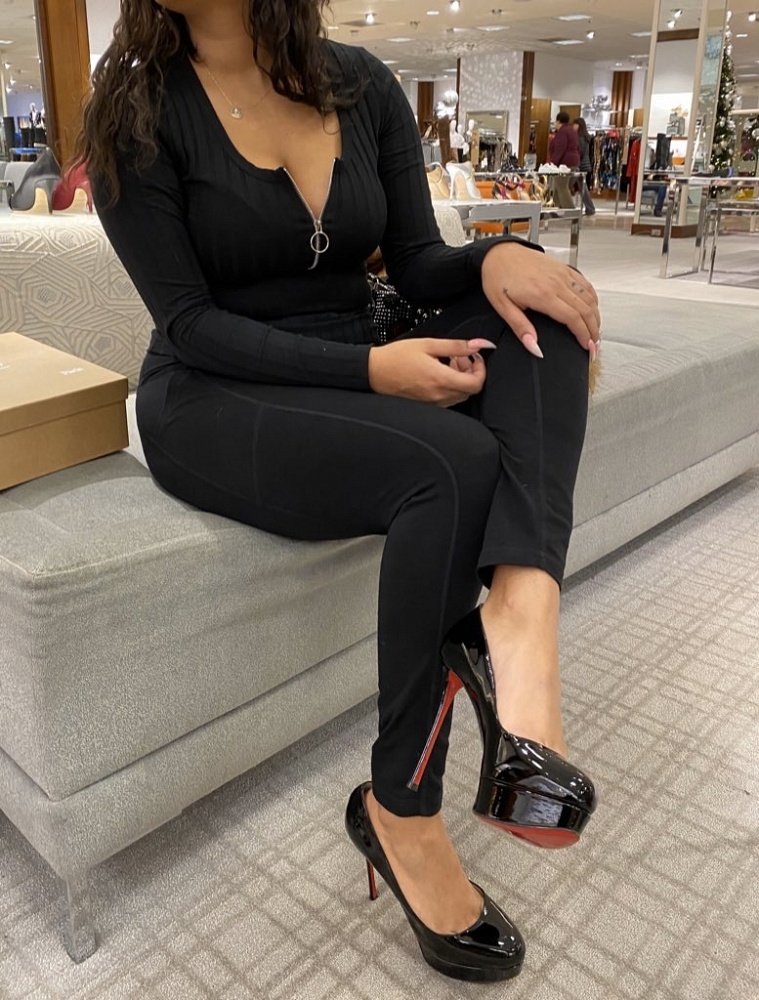 Risqué Shay