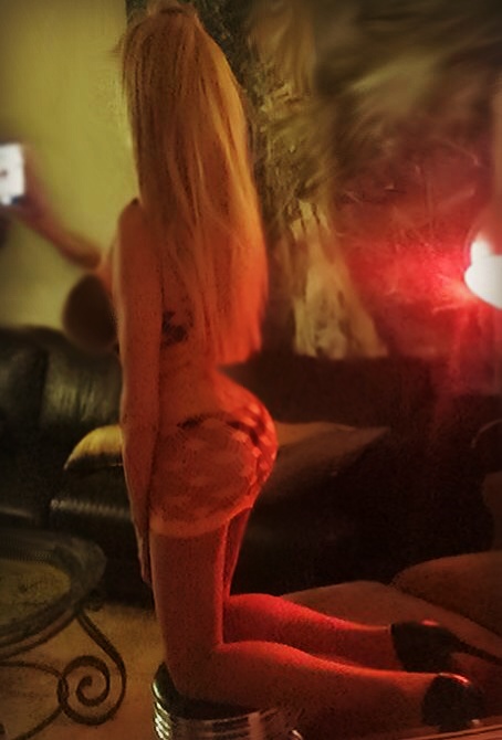 Daniella Devine, A Blond Goddess