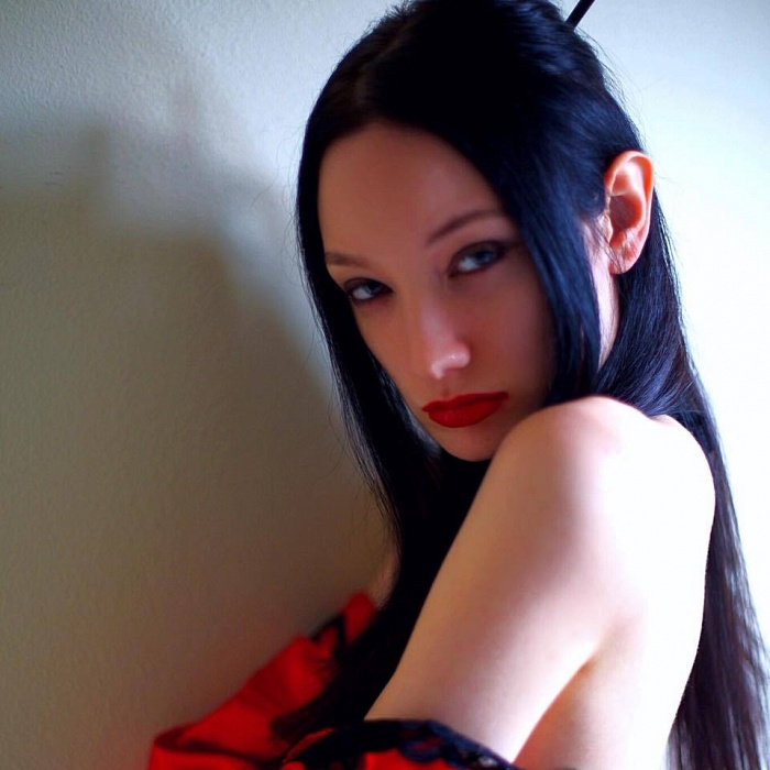 Kat The Dominatrix