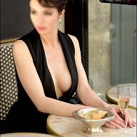 Ava L'Amour’s Avatar