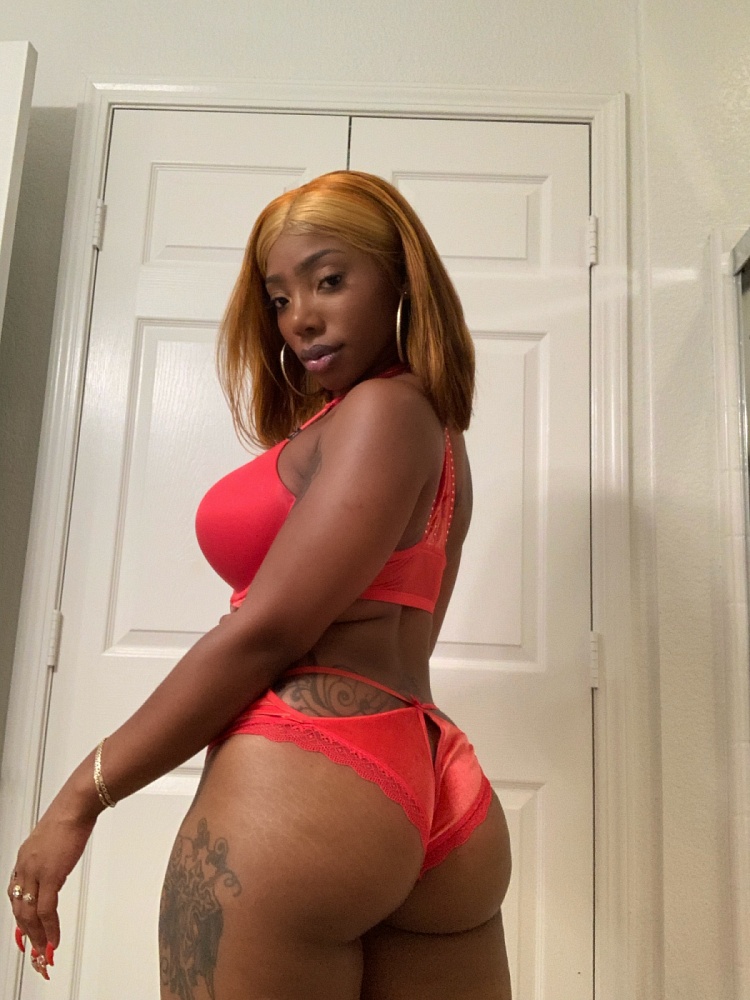 Mia Chanel