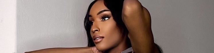 Maris Monroe’s Cover Photo