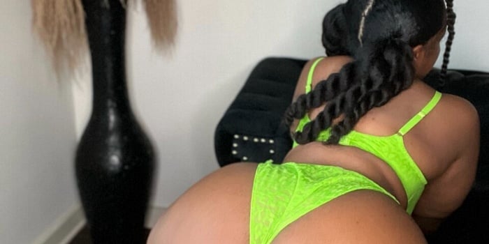 EbonyMelonny’s Cover Photo
