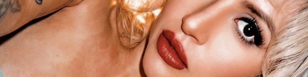 Lili Lash Escort