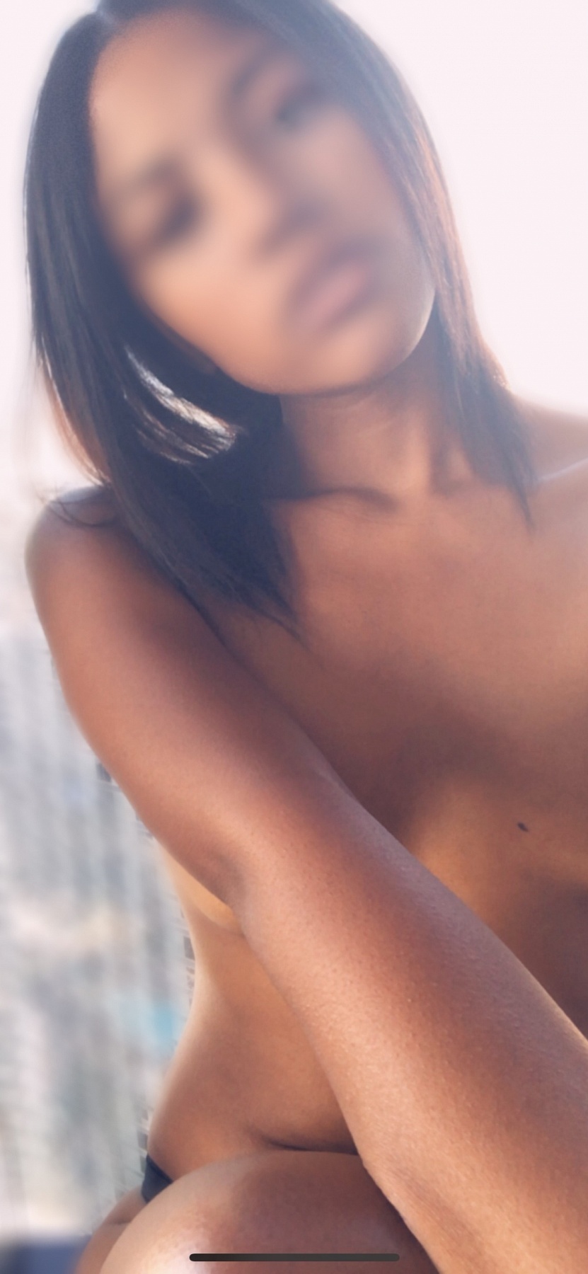 Ava Holt