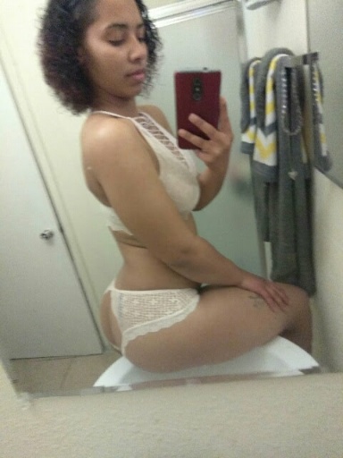 Mia