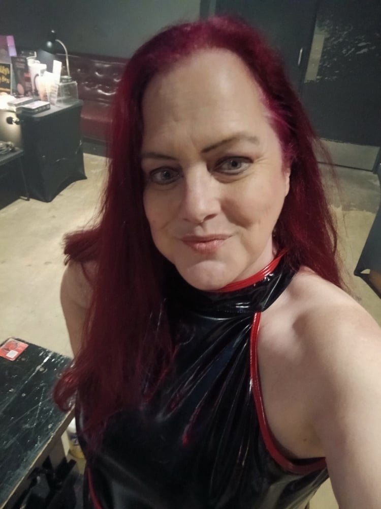 Domina Jennifer