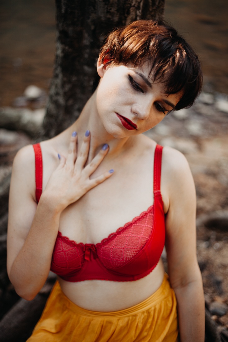 Ava Raleigh