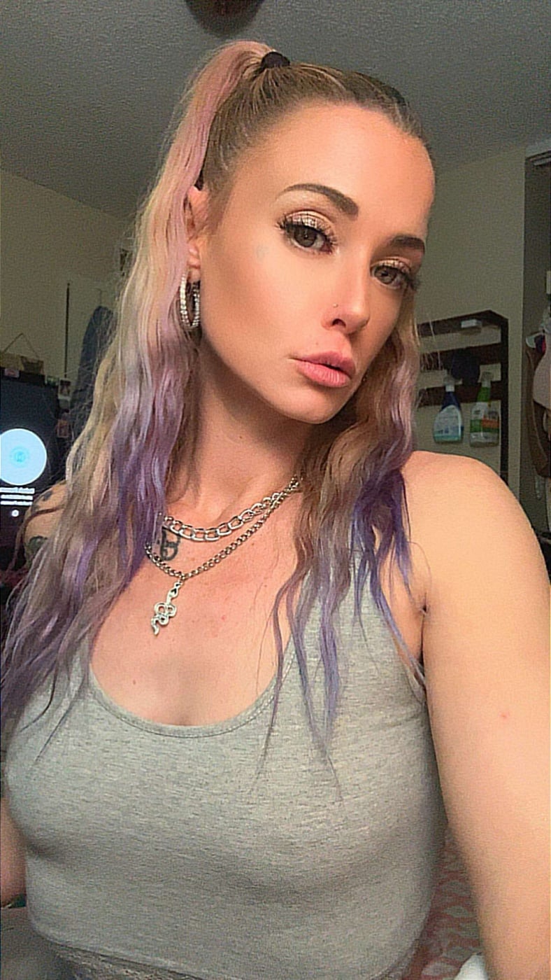 Missbehaving21