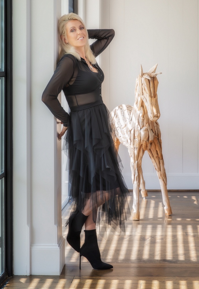 Britt Essex-MatureBritishBeauty