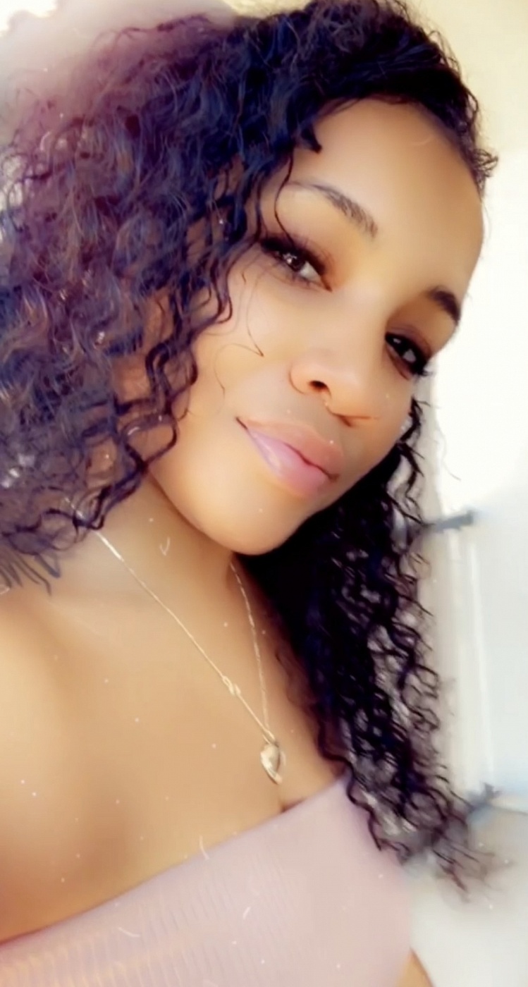 Selinalovee