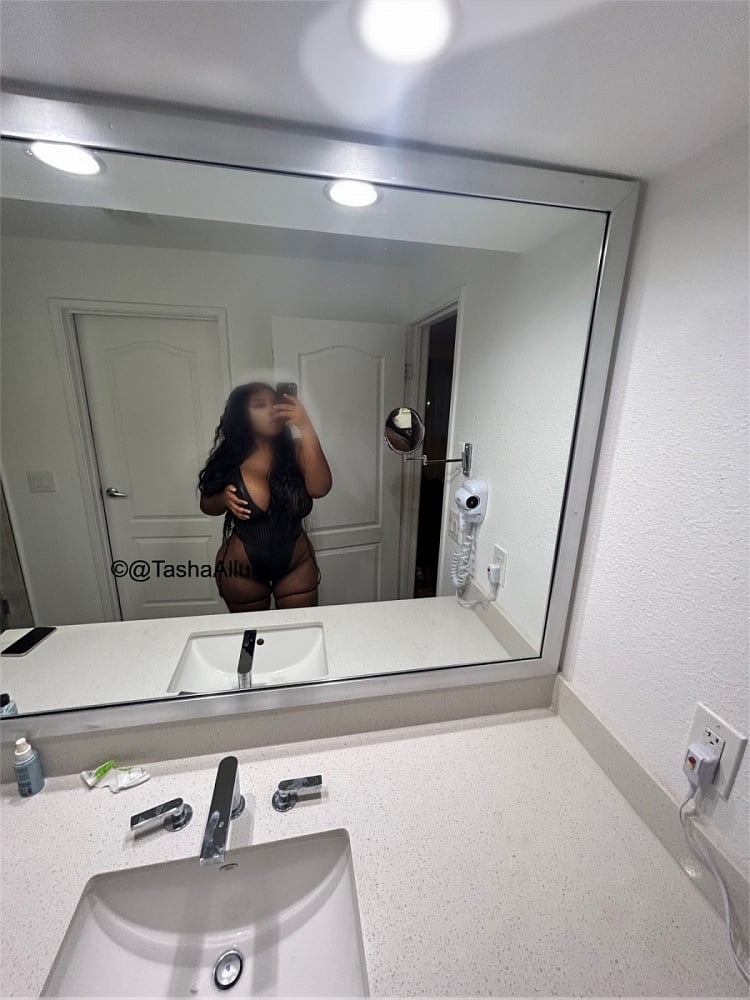 Amina Allure