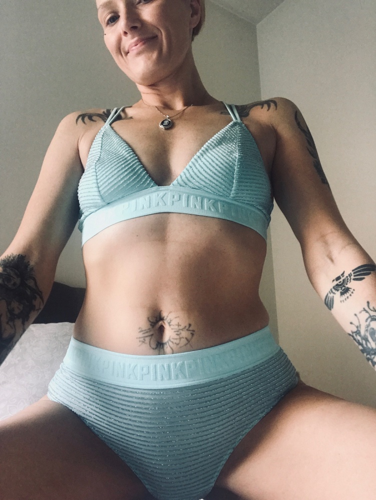 Mia Simone