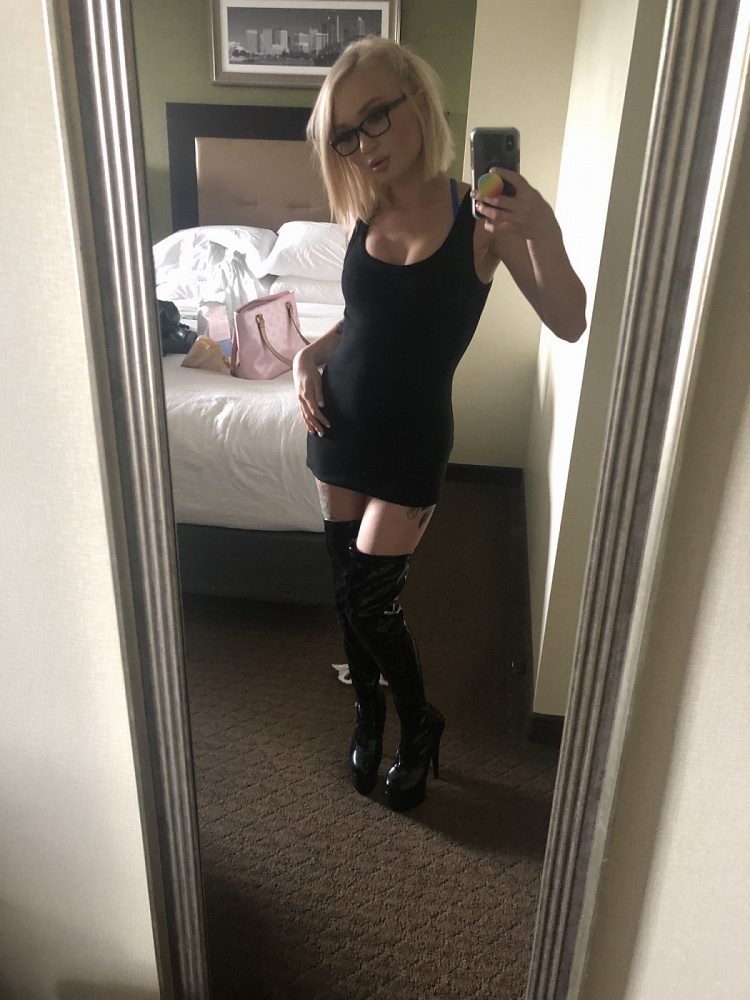 Dakota Skye