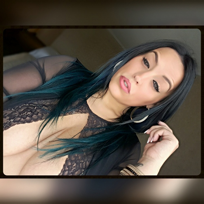 Official Gia Garcia