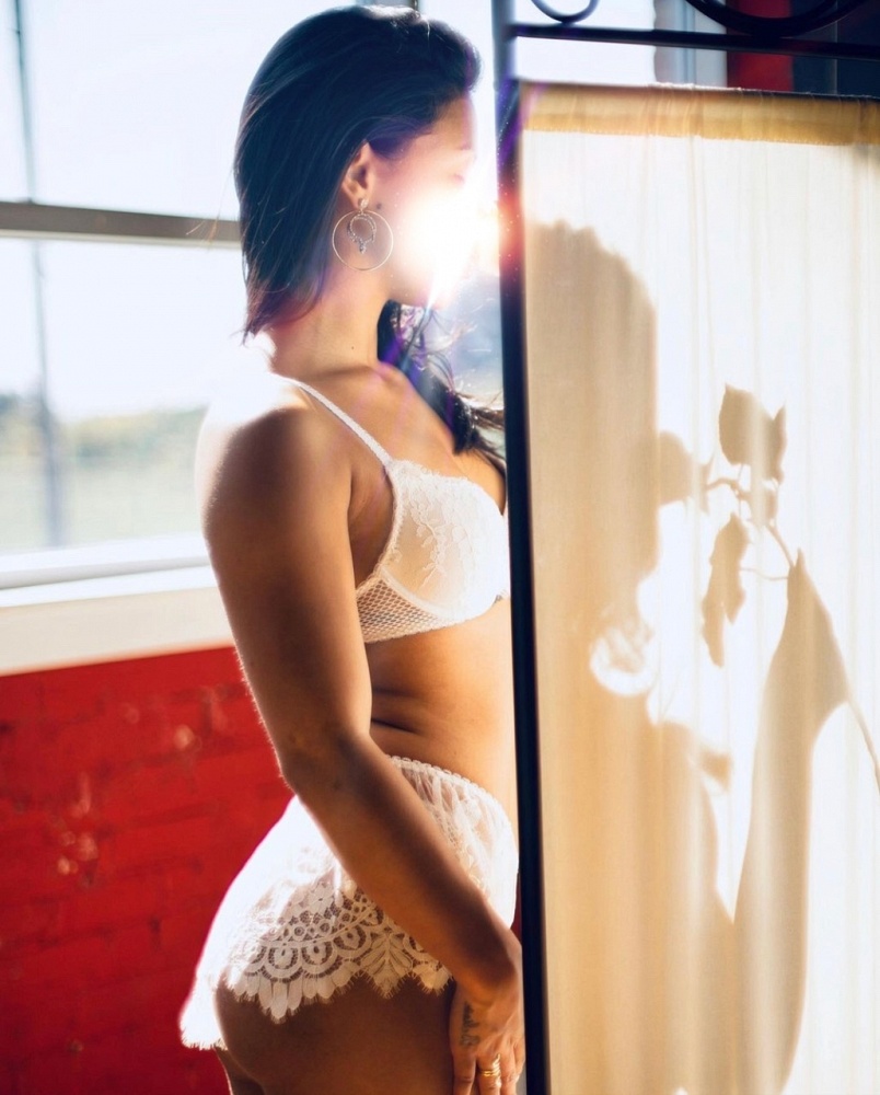 Emma Decarlo