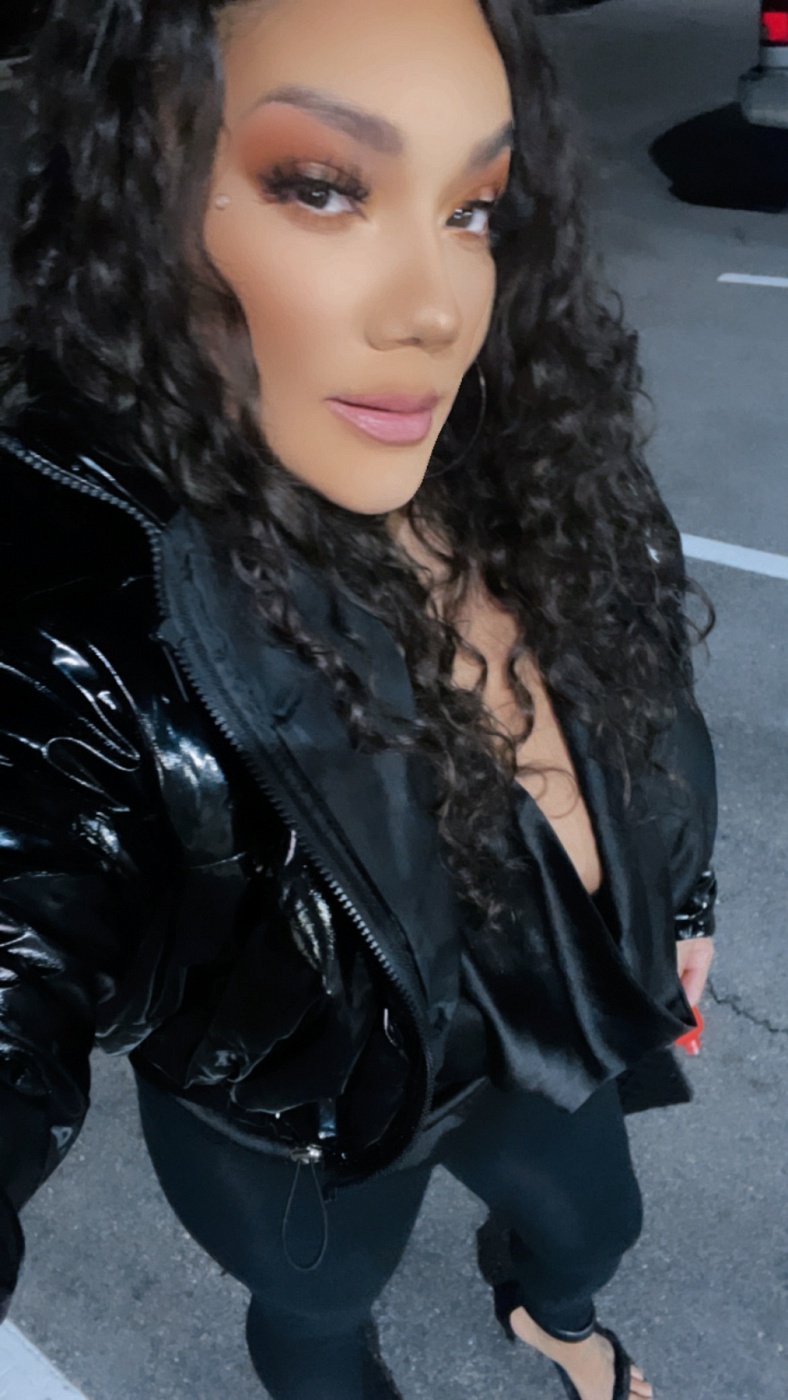 Mya white