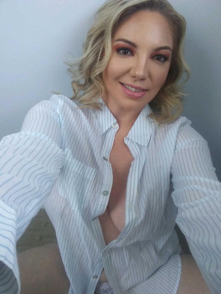 Kiki Daire