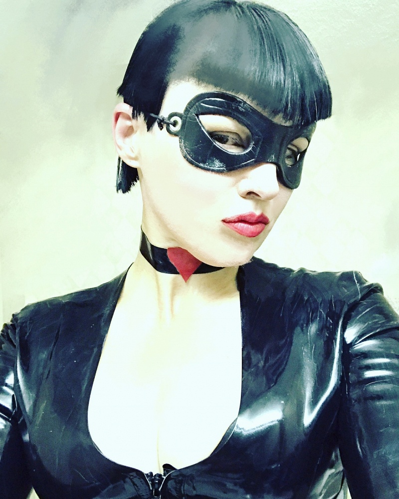Domina Elle