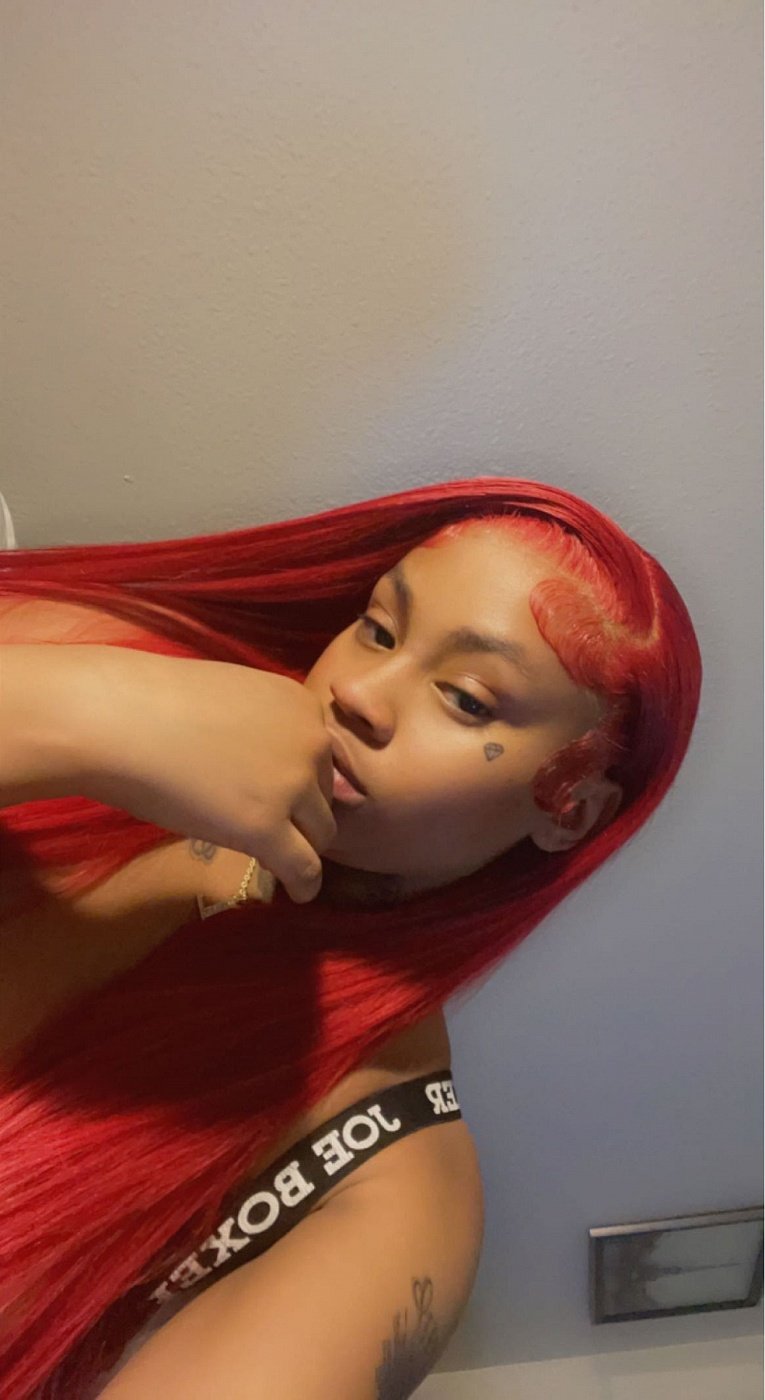 Lola Ivy
