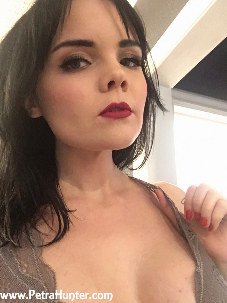 Mistress Petra Hunter