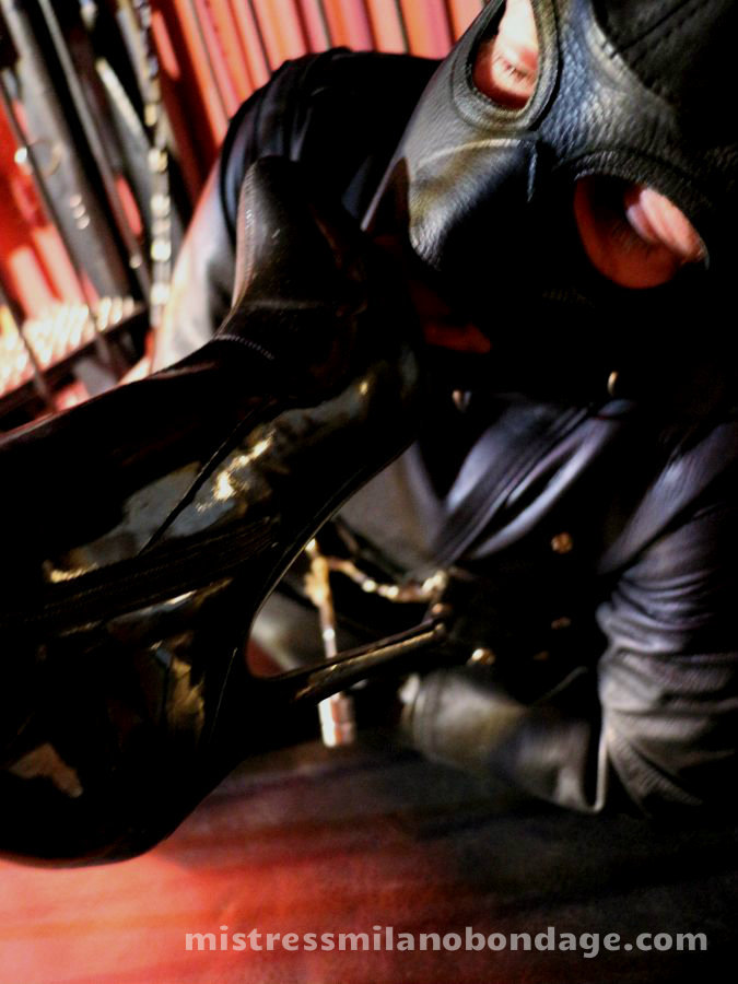Mistress Milano Bondage