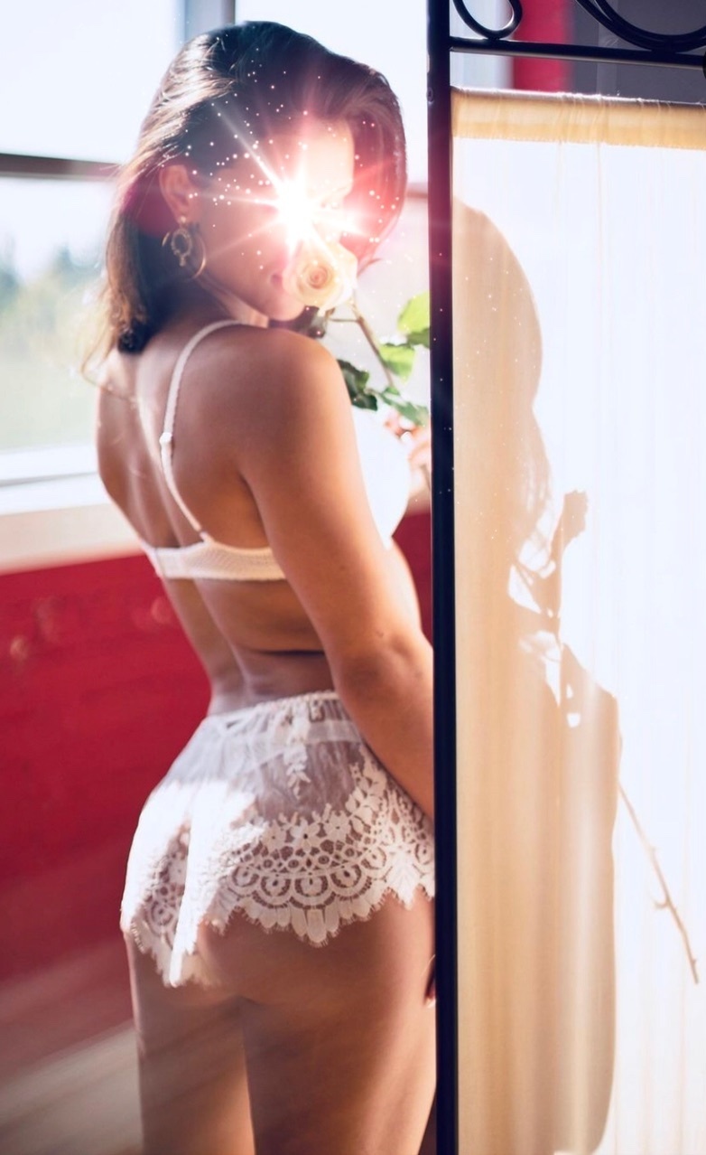 Emma Decarlo