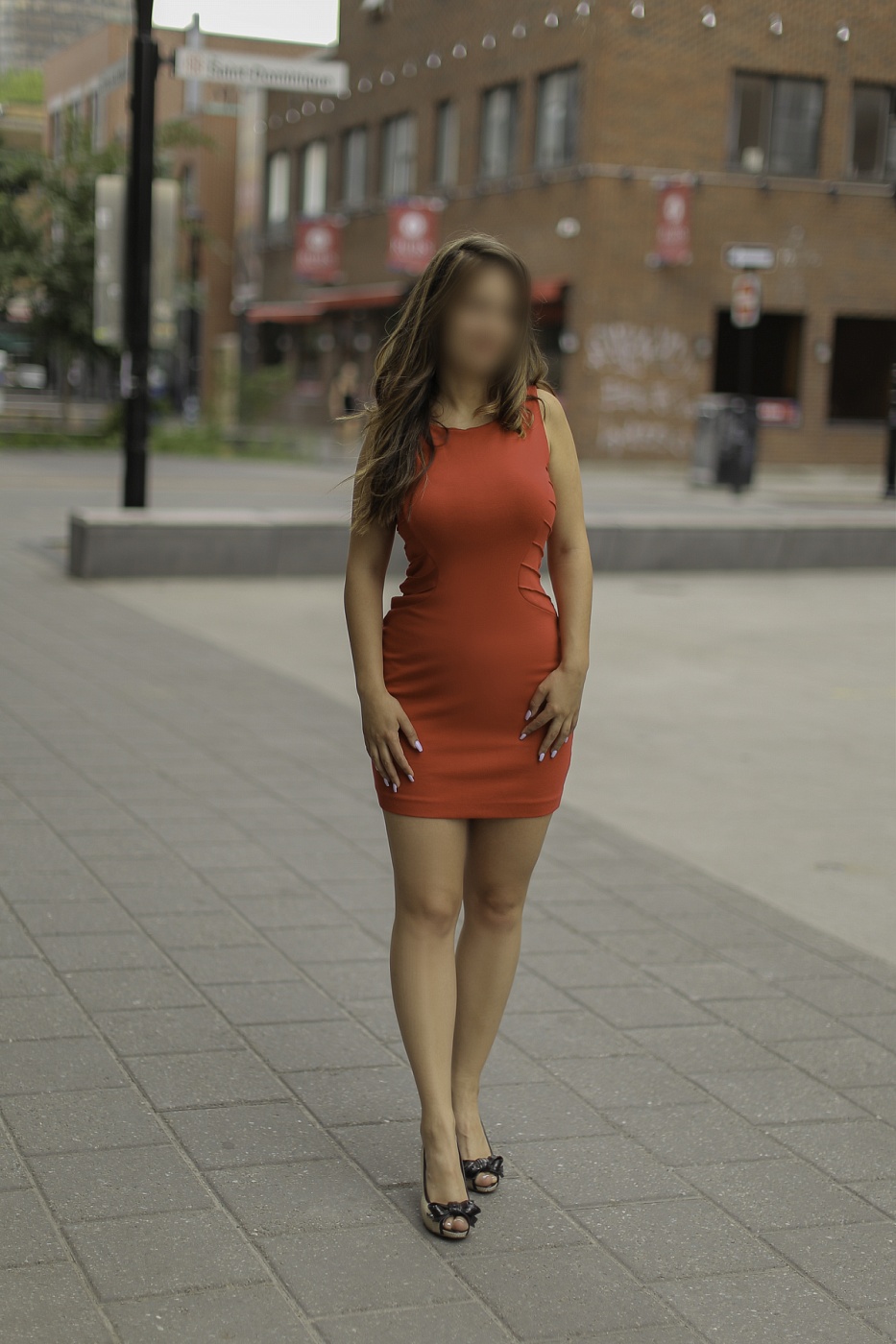 Isabella Divine