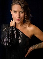 Lila Nyx