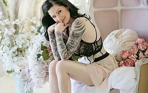 Zoey Grey