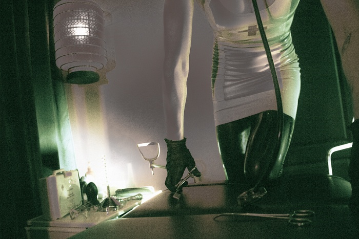 Dominatrix Violet Mays