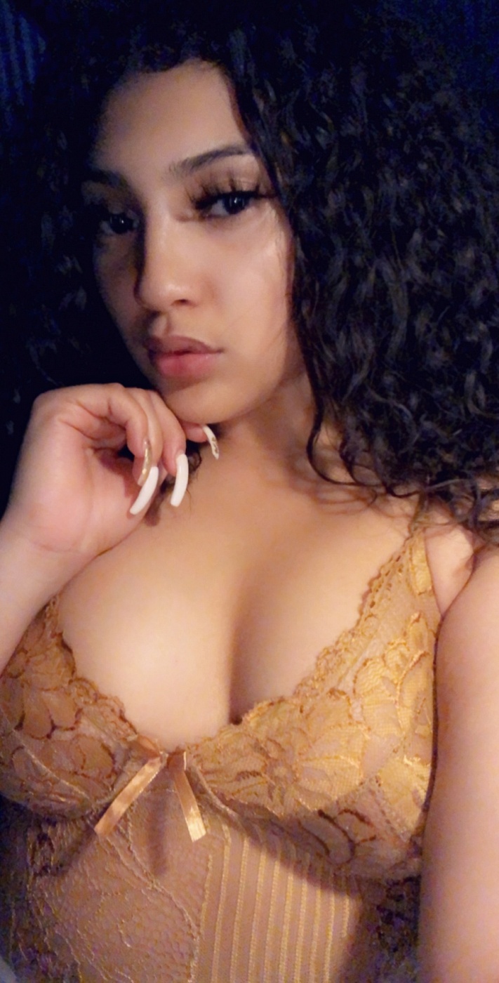 Mila Dior